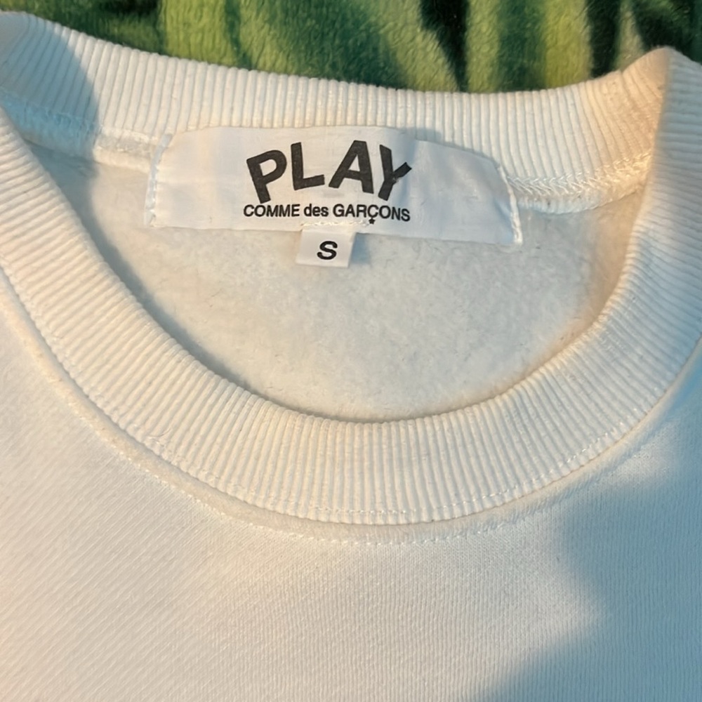 - Comme des GARCONS play - Picture 3 of 5